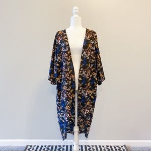 David and Young Black Floral Kimono Boho Size OS
